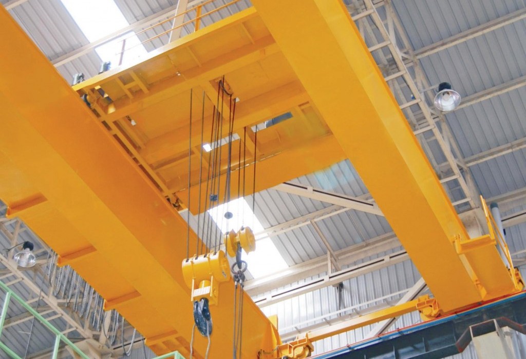 EOT-crane-Manufacturers-1024x821